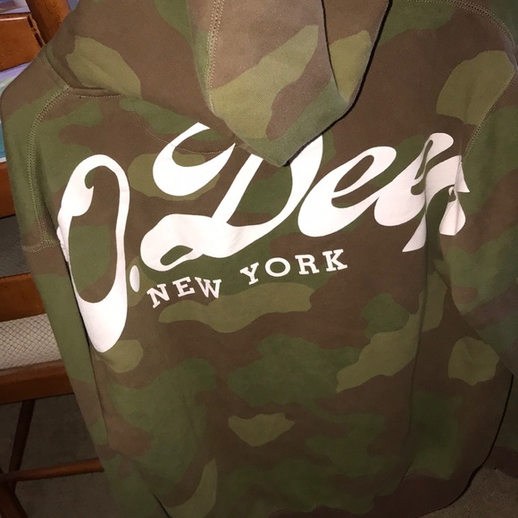 10 deep vintage camo sweater / hoodie - Picture 9 of 9